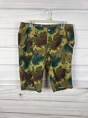 Broken Threads Men's Tropical Camo Polka Dot Ripstop Shorts Size 36